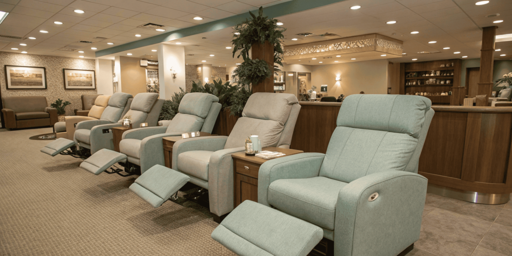 Choosing Recliner Chairs for Salon & Spa Comfort
